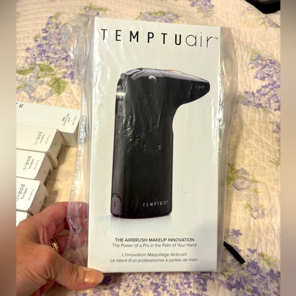 NIB Temptu Airpod The Airbrush Makeup Innovation New